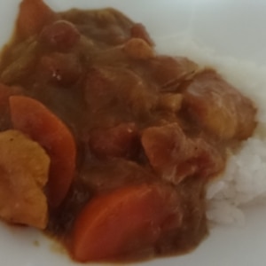 トマト缶で旨味たっぷりカレー☆